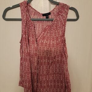 Willi Smith Red and White Sleeveless Blouse